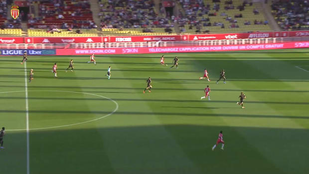 Caio Henrique's assist for Volland vs Montpellier